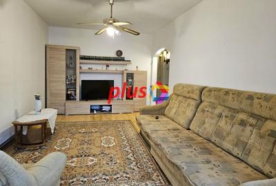 Apartament cu patru camere, zona Judetean 77mp - 1