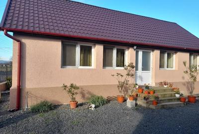 Vand casa renovata