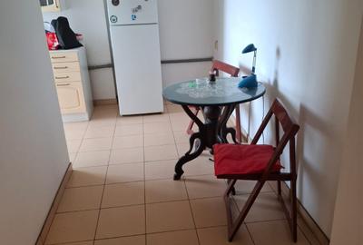 Apartament cu 2 camere decomandat, mobilat în P-ța Unirii - 3