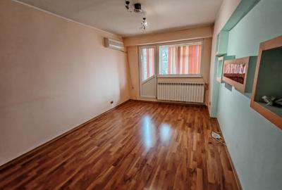 Apartament cu 2 camere decomandat în - 1