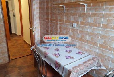 Apartament cu 2 camere decomandat în Titan