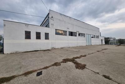 Spațiu industrial, de 3,035 mp, în Est - 2