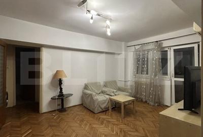 Apartament cu 3 camere semidecomandat în 1 Mai - 5