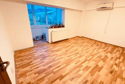 Apartament cu 2 camere decomandat în Noua - 1
