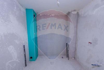 Apartament cu 3 camere de vanzare in zona catedralei - 2