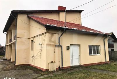 Casă cu 4 camere cu Teren 1023 Mp în Central - 2