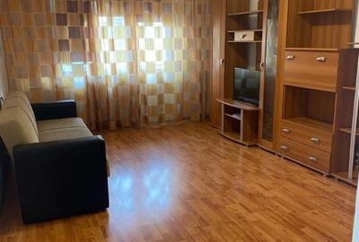 Garsonieră decomandată în Central - 2
