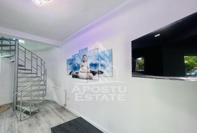 Apartament cu doua camere si scara interioara , zona Doro...