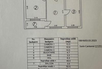 Apartament cu 3 camere semidecomandat în Micro 38 - 1