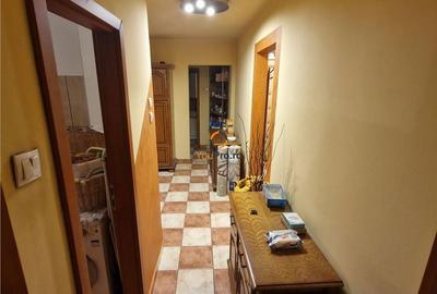 Apartament cu 4 camere decomandat în Circumvalațiunii - 19