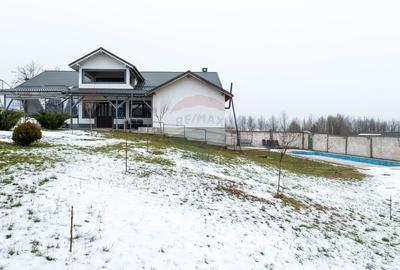 Vilă cu piscină –ideală pentru familie sau pensiune, Bacu-acces A1/A0 - 1