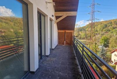 Apartament cu 2 camere decomandat în Central - 2