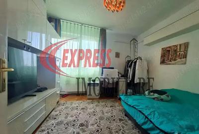 Apartament cu 2 camere decomandat în Sălăjan