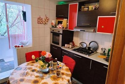 Apartament 3 camere decomandat - 9