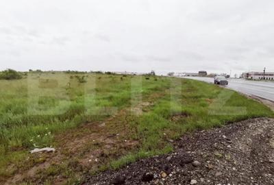 Teren de 10144 mp, în Aeroport - 2