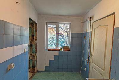 Sos. Chitilei, casa sup. 49mp, 2 camere, baie, bucatarie, teren 81mp - 5