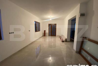 Casă cu 6 camere cu Teren 500 Mp în Beclean - 1