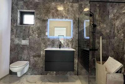 Casă cu 4 camere cu Teren 250 Mp în Malu Mare - 2