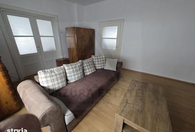 Apartament cu 2 camere, mobilat în Lupeni - 2