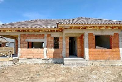 Casă cu 4 camere cu Teren 500 Mp în Tărlungeni - 2