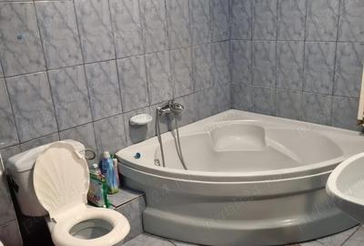 Apartament de vanzare - 3