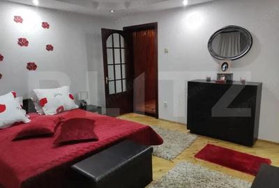 Apartament cu 3 camere decomandat, mobilat în Central - 1