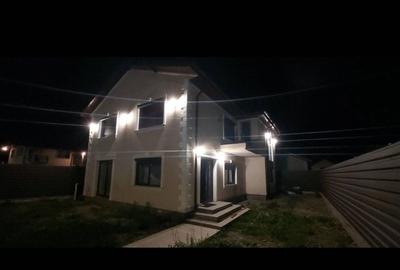 Casă cu 2 camere în Central - 1