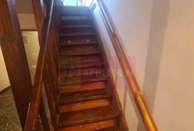 Vila de vanzare cu 5 camere in Busteni - 12