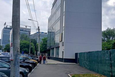 Spațiu comercial, în Central
