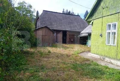 Casă cu 4 camere cu Teren 2500 Mp în Putna - 7