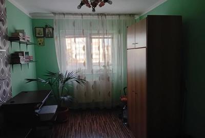 Apartament cu 5 camere decomandat în Central - 2