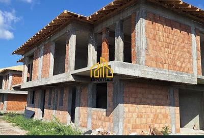 Casă cu 4 camere în Prelungirea Ghencea - 11