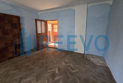 Casă individuală cu 3 camere cu Teren 1299 Mp în Central - 13