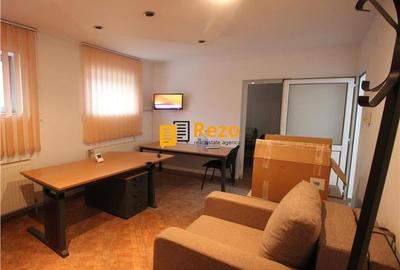Vanzare demisol stradal zona centrala, ideal business Vanzare demisol stradal zona centrala, ideal business - 1