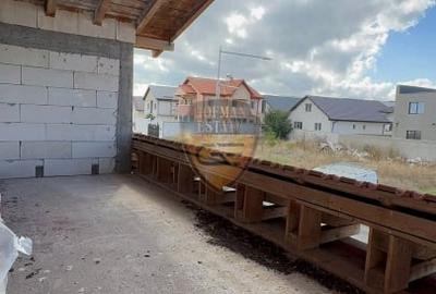 Casa 4 camere, P+M , Valul lui Traian, la gri teren 337 mp, garaj - 22