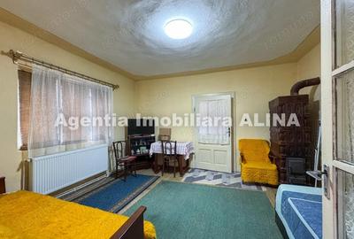Casă cu 3 camere în Criș - 12