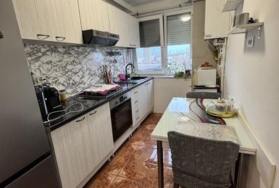 Central - Liceul Traian apartament 2 camere 50 mp - 2