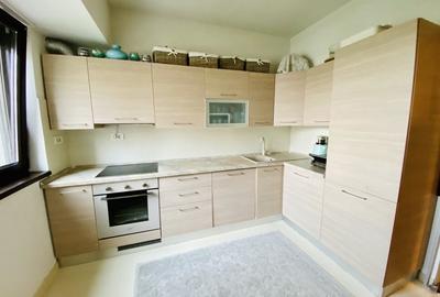 Apartament cu 4 camere decomandat în Voluntari - 6