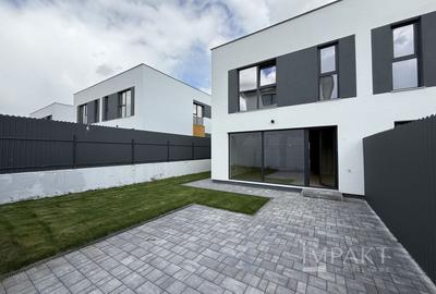 Duplex cu 4 camere cu Canalizare în Chinteni - 1