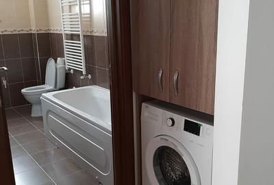 Apartament cu 3 camere decomandat în Central - 3