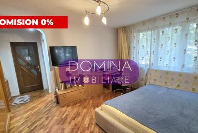 Apartament 2 camere, et.1, zona 8 Mai - 1