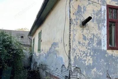 Casă cu Teren 338 Mp în Central - 6