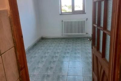 Garsonieră semidecomandată în Abator - 4