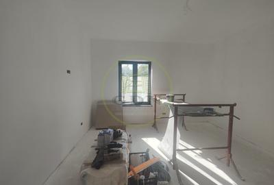 Casă individuală cu 4 camere cu Canalizare în Podari - 5