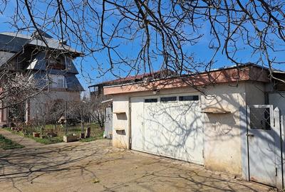 Casă cu 2 camere cu Teren 1000 Mp în Vânători - 1