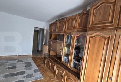Apartament de inchiriat, cu 2 camere, 58 mp, zona Micro 17 - 7