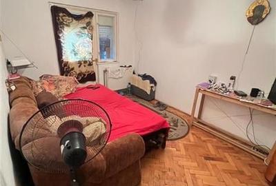 3 cam decomandat, Girocului , 2 bai,2 balcoane,  centrala proprie+2 boxe - 21