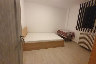 Apartament cu 2 camere decomandat în Drumul Taberei