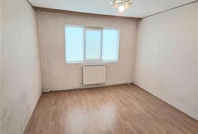 Apartament cu 3 camere decomandat în Tomis III - 10
