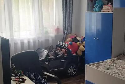 Vand apartament cu 4 camere,zona Manastur Negoiu 82 m2 Vand apartament cu 4 camere,zona Manastur Negoiu 82 m2 - 3